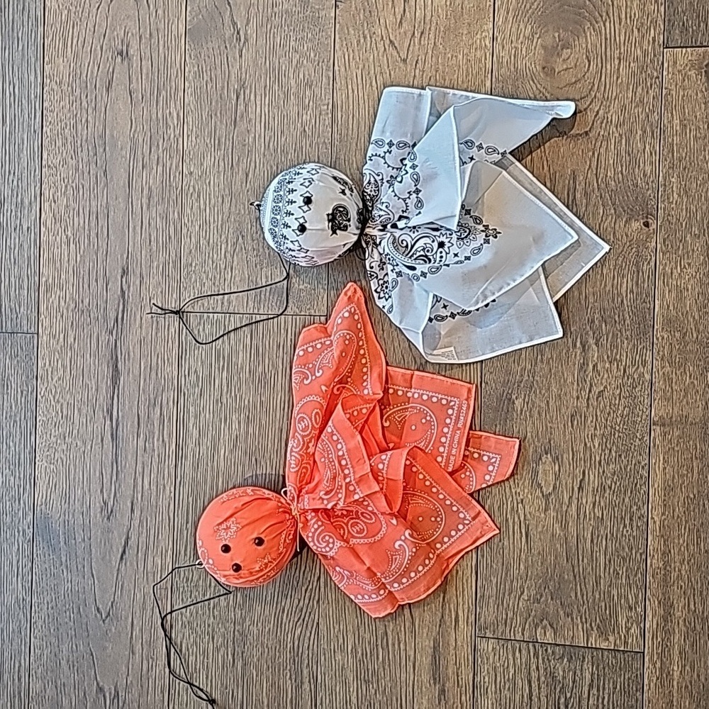 BOO~DANAS!! 👻🎃 HANGING DECOR